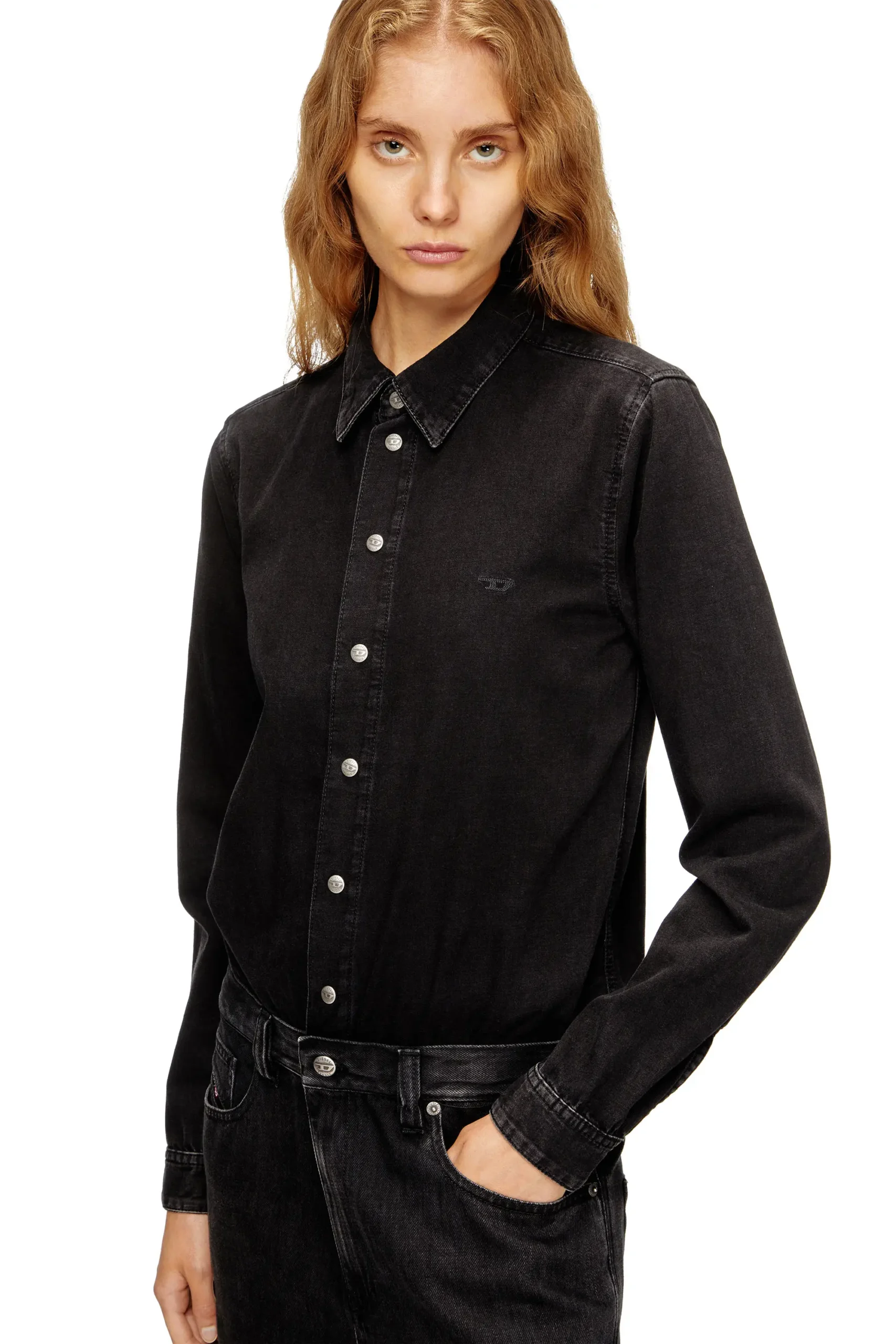 אוברול דנים במראה חולצה - שחור – תמונה 3