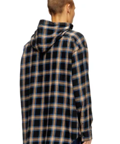 Alternative view of חולצת קפוצ׳ון מכופתרת בהדפס משובץ - שחור