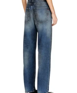 Alternative view of 1988 - די ארק ג׳ינס בגזרה ישרה - כחול