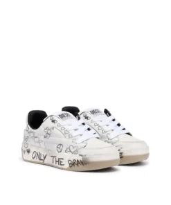 Alternative view of סניקרס עור D-Ollie עם הדפס גרפיטי - לבן