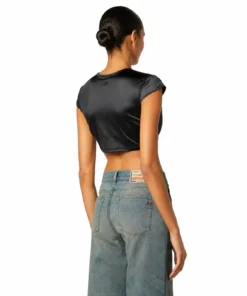 Alternative view of טופ קרופ עם קשירת צעיף בחזית - שחור