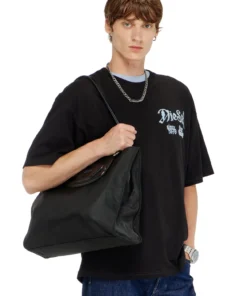 טישרט מכותנה עם גרפיקת פלוק - שחור