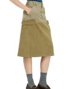 חצאית מידי קרגו מכותנה וניילון - ירוק זית