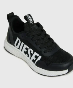 ⁦סניקרס לילדים מדגם S-Runcout, עם לוגו Diesel גדול – שחור⁩ – תמונה ⁦4⁩